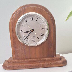 Vintage Arched Wood Mantel Clock - Battery Operated - Working Condition